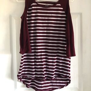Long sleeve tee